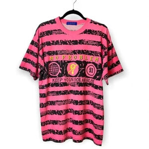 No Problem Vintage 90's Men's/Unisex Pink & Black Short Sleeve Tee Shirt